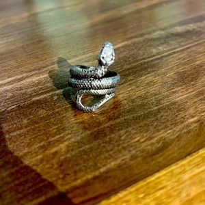Silver snake ring
